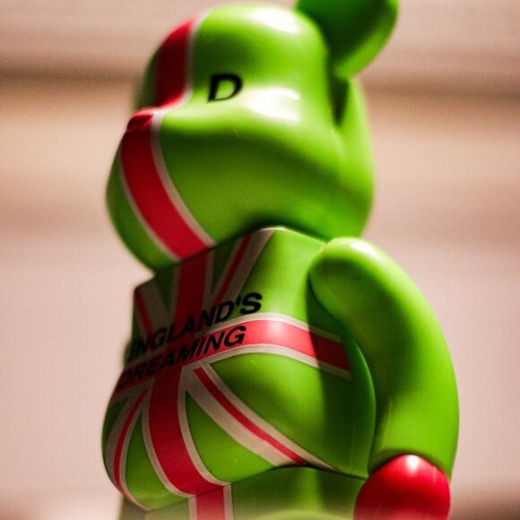 Jon Savage x Bearbrick 400% “England’s Dreaming” - Picture 2 of 5
